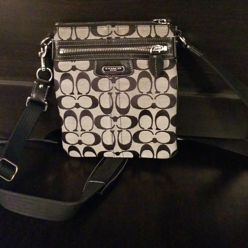 Authentic coach purse
